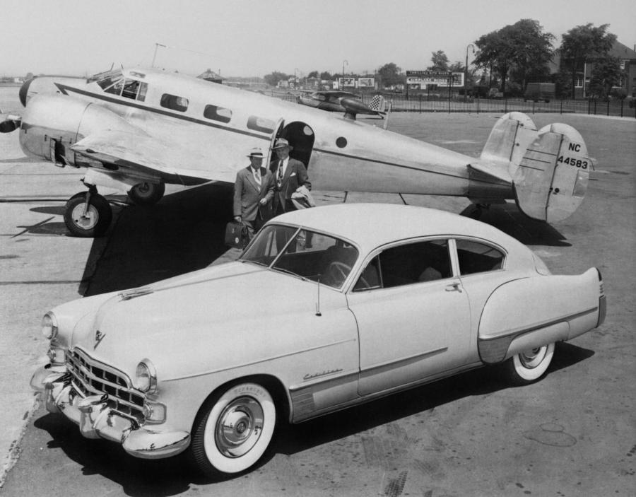  Cadillac Series 62 Club Coupe (6207) 1948 года  (фото 2 из 2)